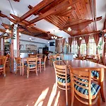 Otel Kokiche